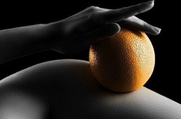 Особенности эротического массажа с мандаринами и апельсинами