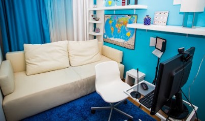 Бело-голубая комната для вебкама